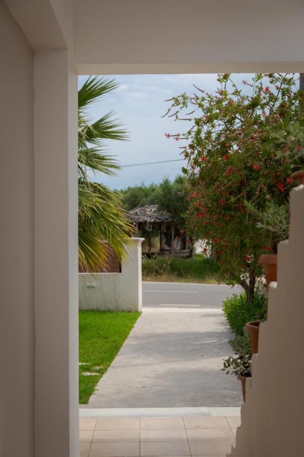 Tropical Apartments Alykes  Exteriér fotografie